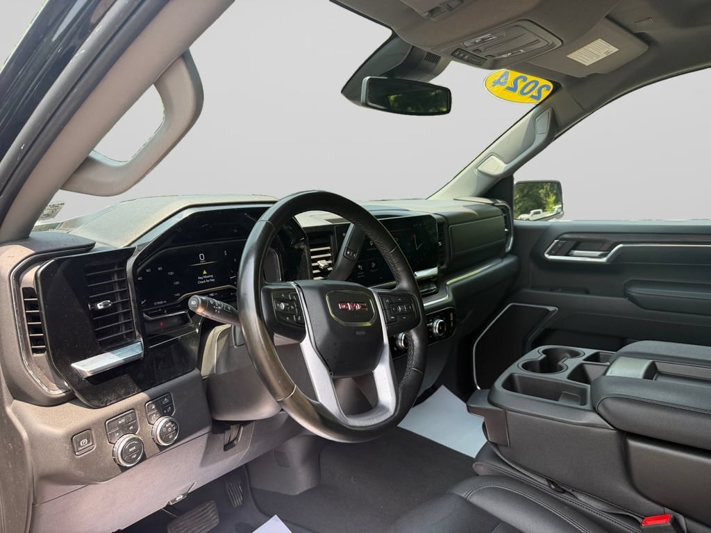 Used 2024 GMC Sierra 1500 SLT AWD/4WD image 12