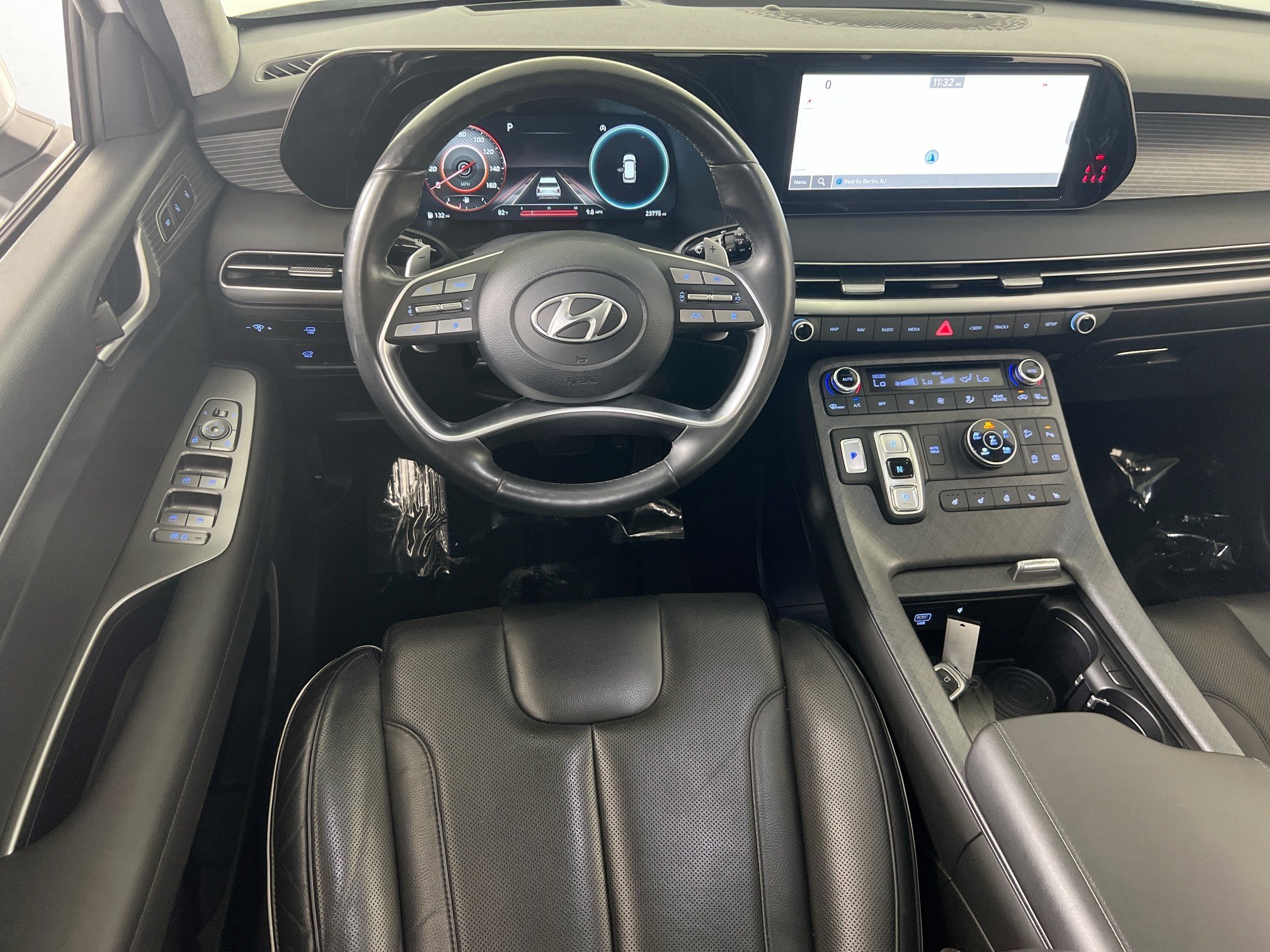 Used 2023 Hyundai Palisade Limited AWD/4WD image 23