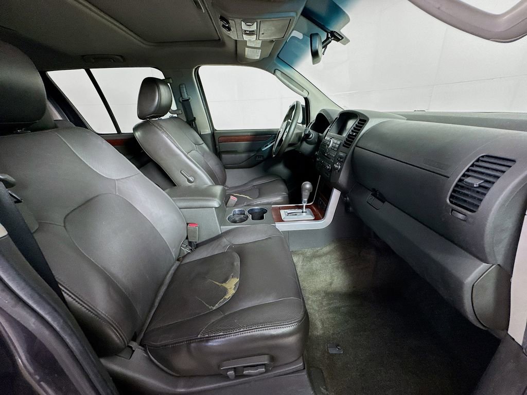 Used 2012 Nissan Pathfinder LE RWD image 35