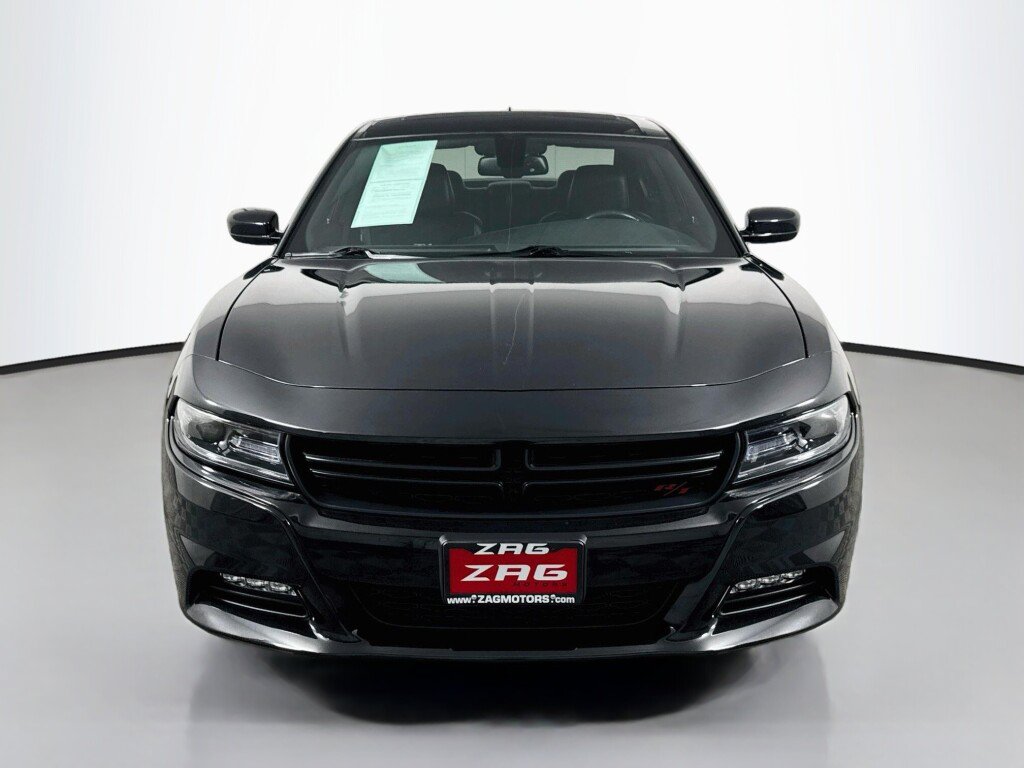 Used 2015 Dodge Charger R/T RWD image 8