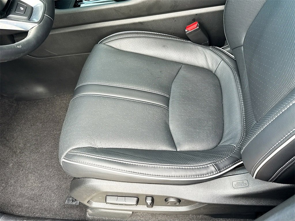 Used 2025 Honda Pilot Elite image 21