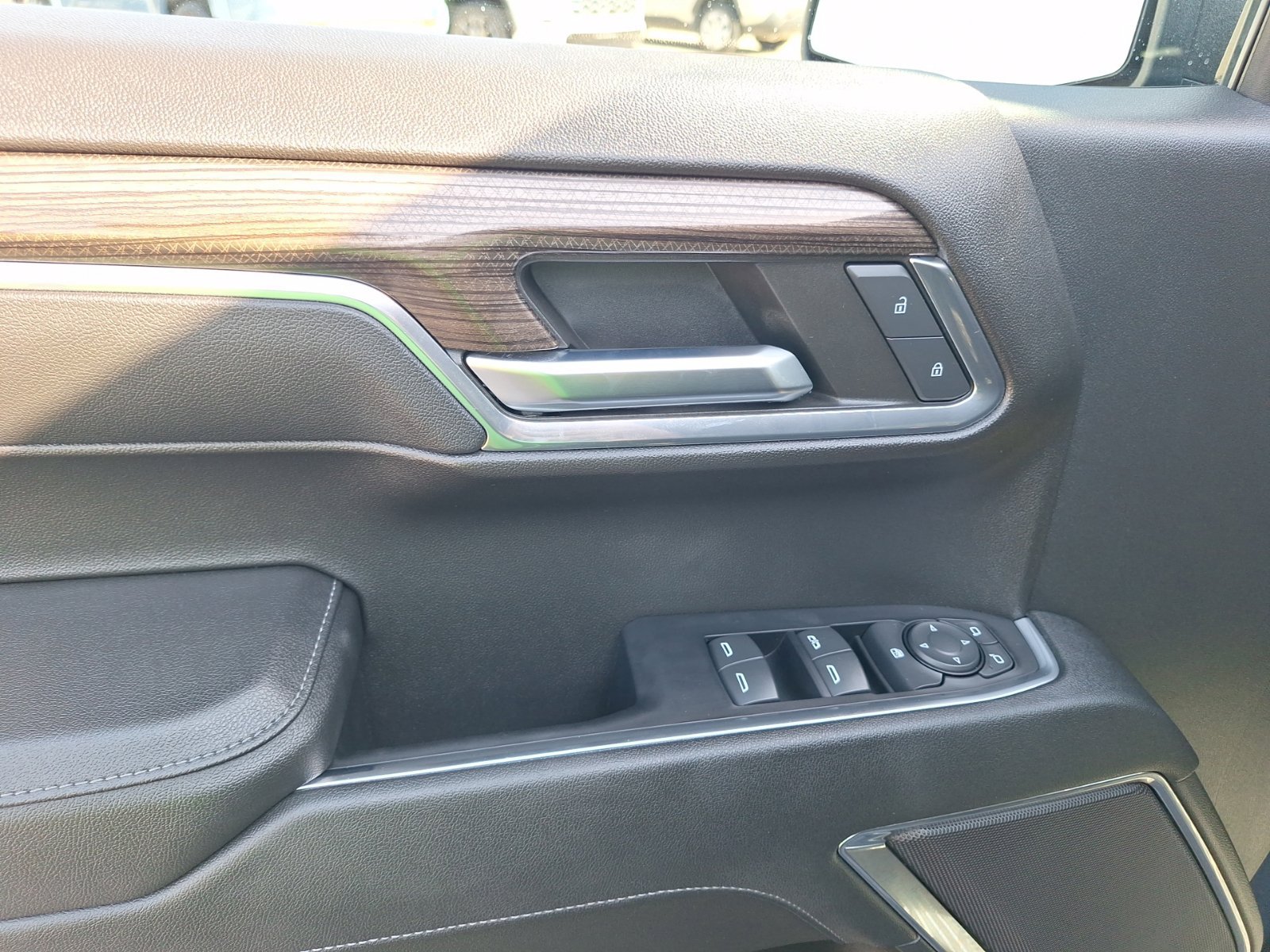 Used 2024 Chevrolet Silverado 1500 RST AWD/4WD image 18