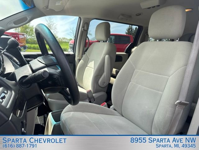 Used 2013 Dodge Grand Caravan SE FWD image 13