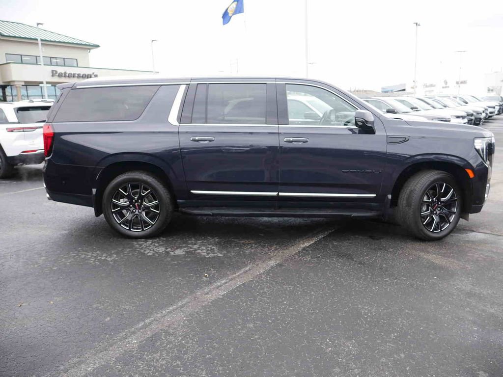 Used 2024 GMC Yukon XL Denali image 24