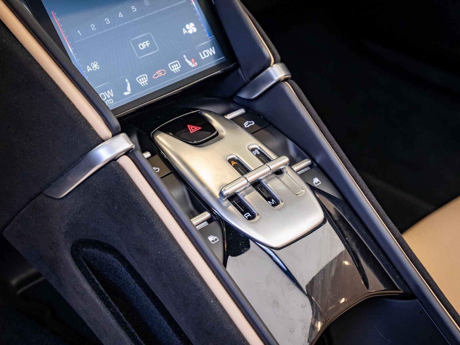 Certified 2024 Ferrari Roma image 17