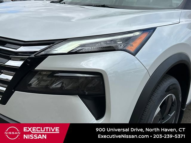 New 2026 Nissan Rogue SV image 7