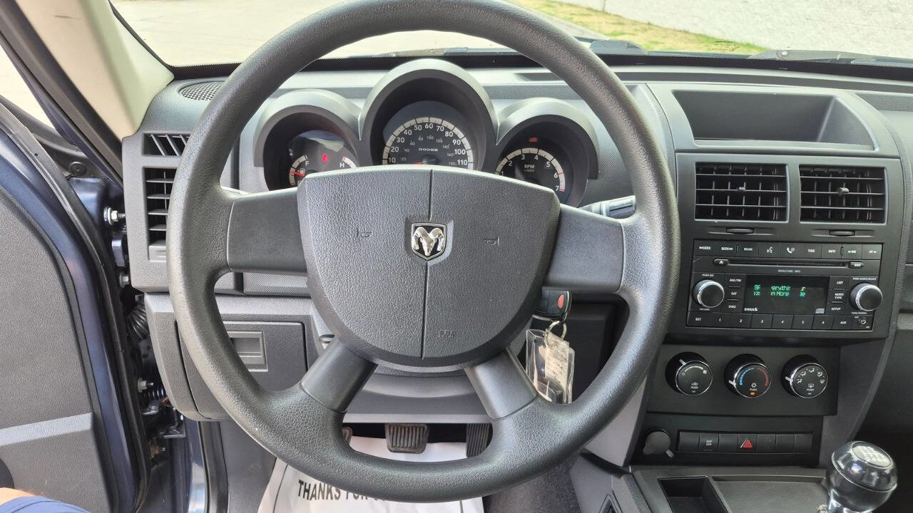 Used 2008 Dodge Nitro SXT image 20