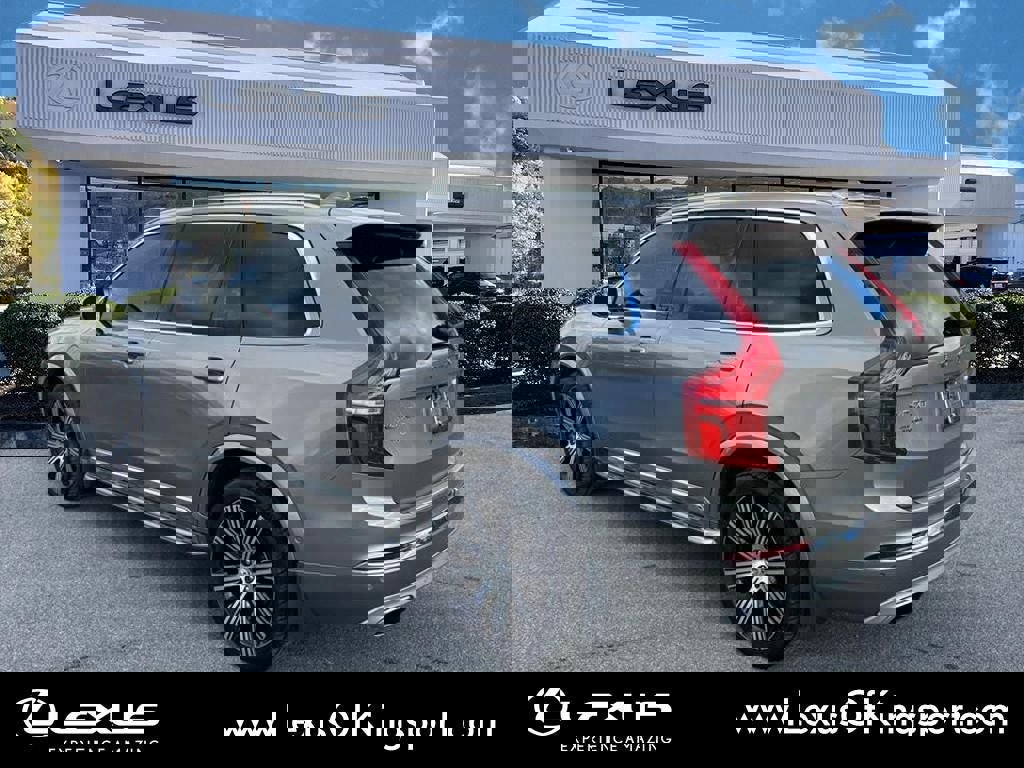 Used 2021 Volvo XC90 T8 Inscription w/ Advanced Package image 3