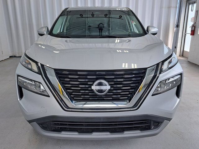 Used 2023 Nissan Rogue SV FWD image 3