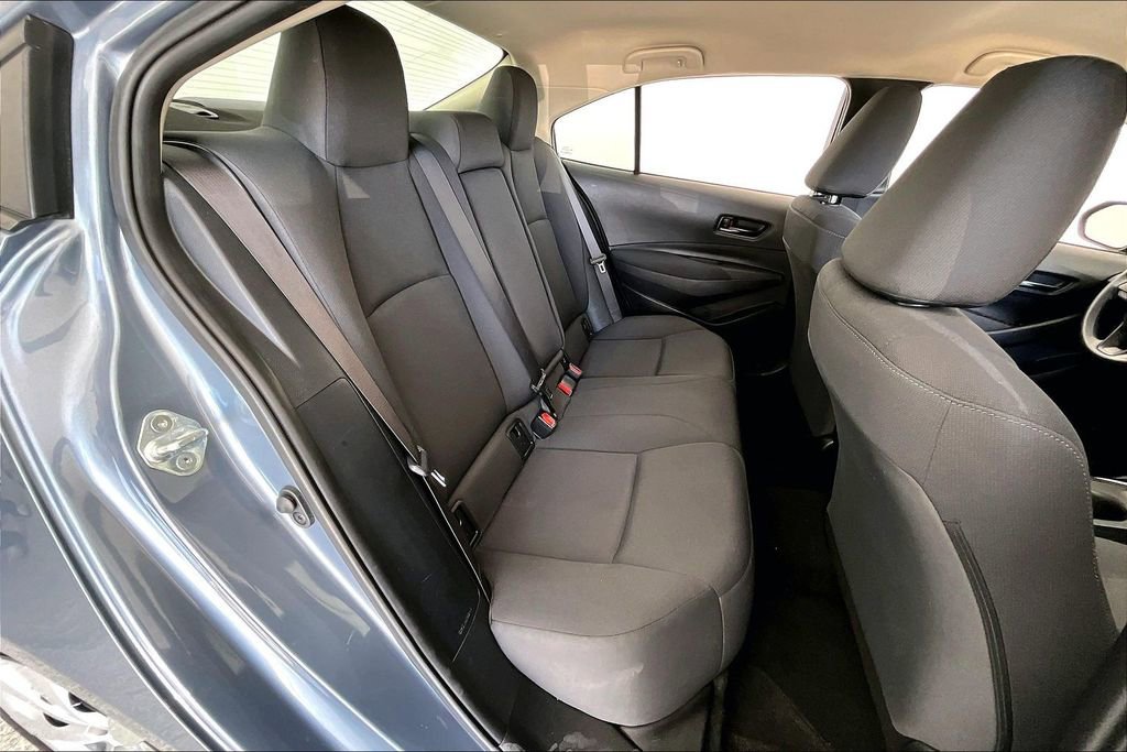 Used 2024 Toyota Corolla LE image 33