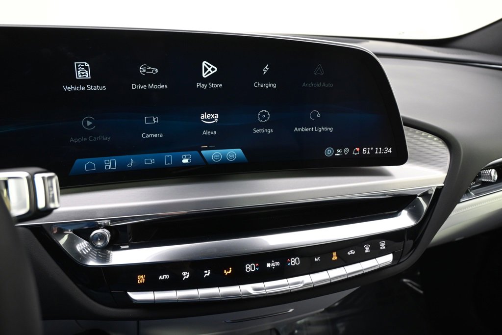 New 2025 Cadillac Lyriq Sport image 27