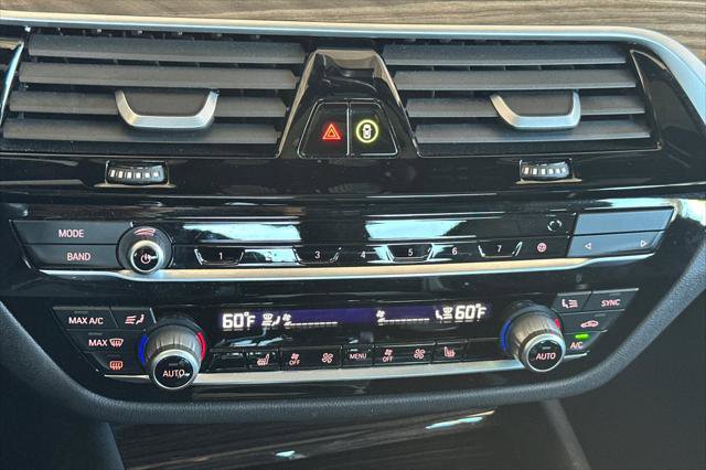 Used 2023 BMW 530i w/ Convenience Package image 19