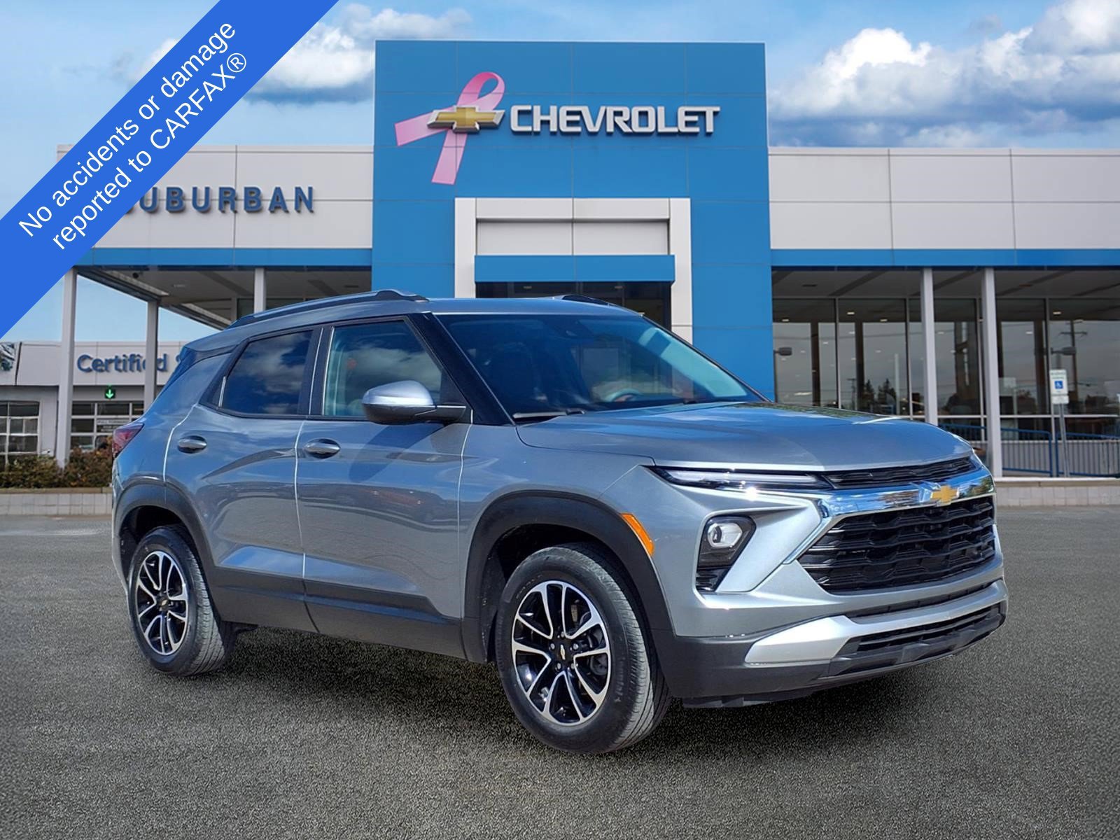 Used 2024 Chevrolet TrailBlazer LT w/ Driver Confidence Package FWD image 3