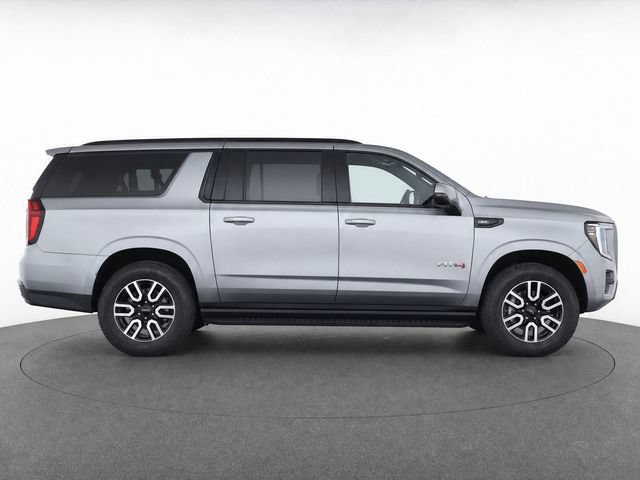 Used 2023 GMC Yukon XL AT4 AWD/4WD image 8