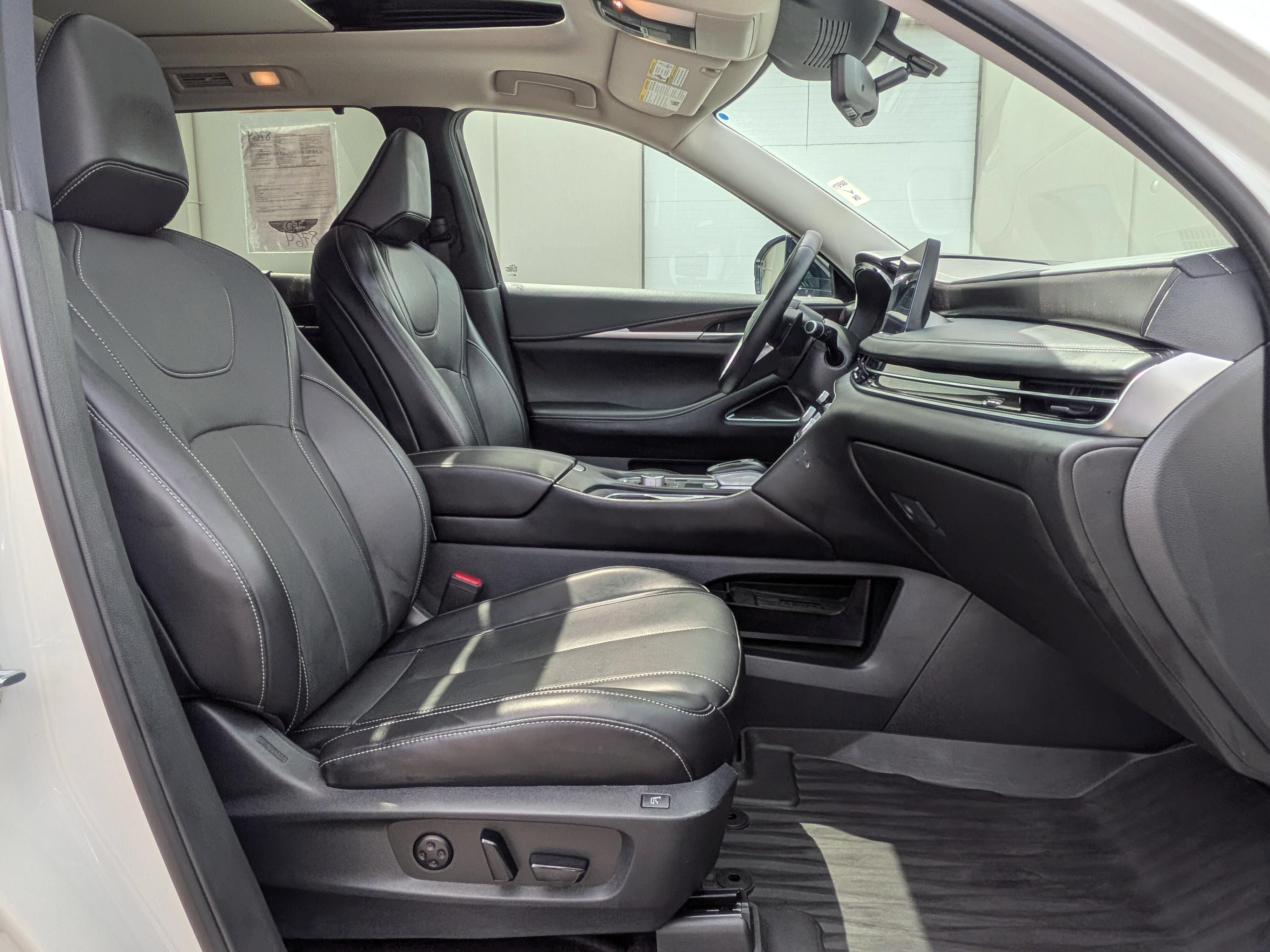 Used 2023 INFINITI QX60 Sensory AWD/4WD image 7