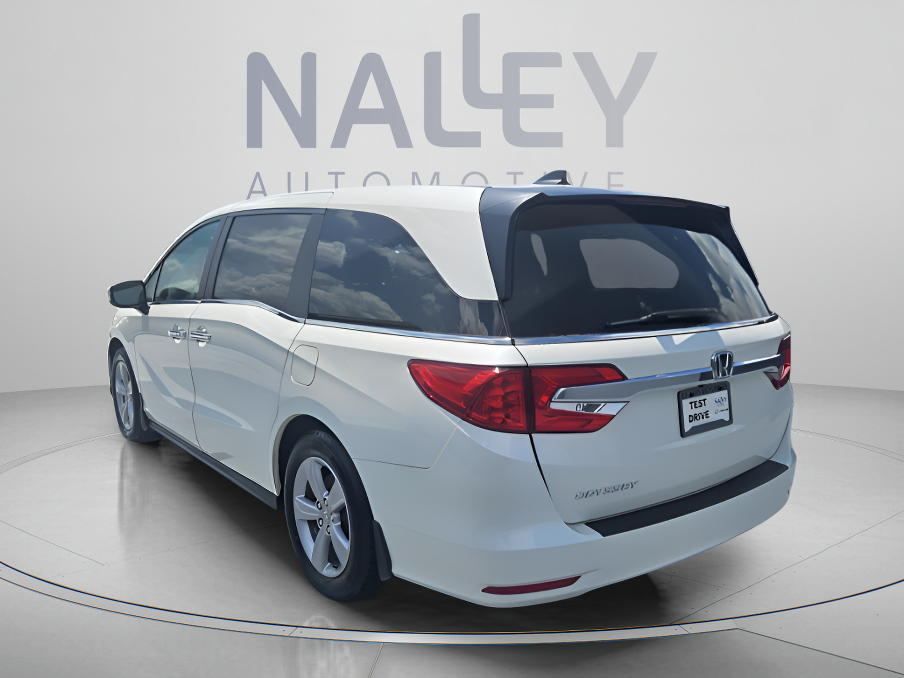 Used 2019 Honda Odyssey EX-L image 3