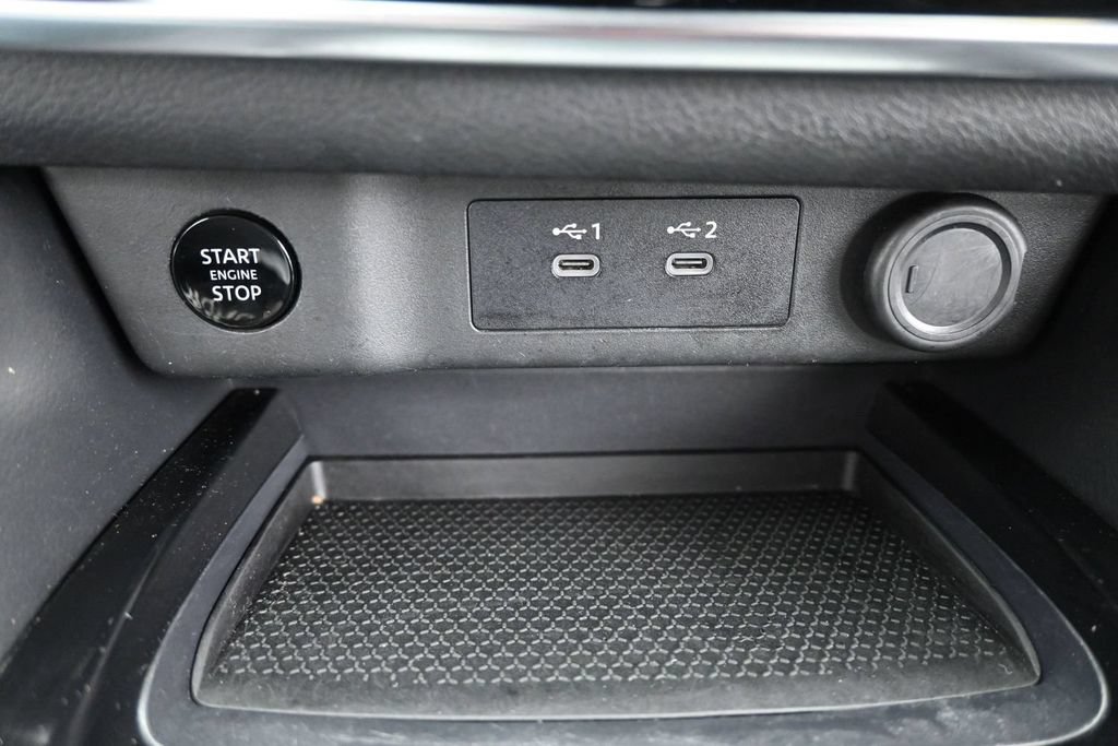 Used 2024 Nissan Rogue SV AWD/4WD image 30