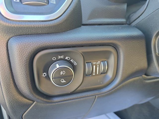 Used 2024 RAM 2500 Laramie image 26