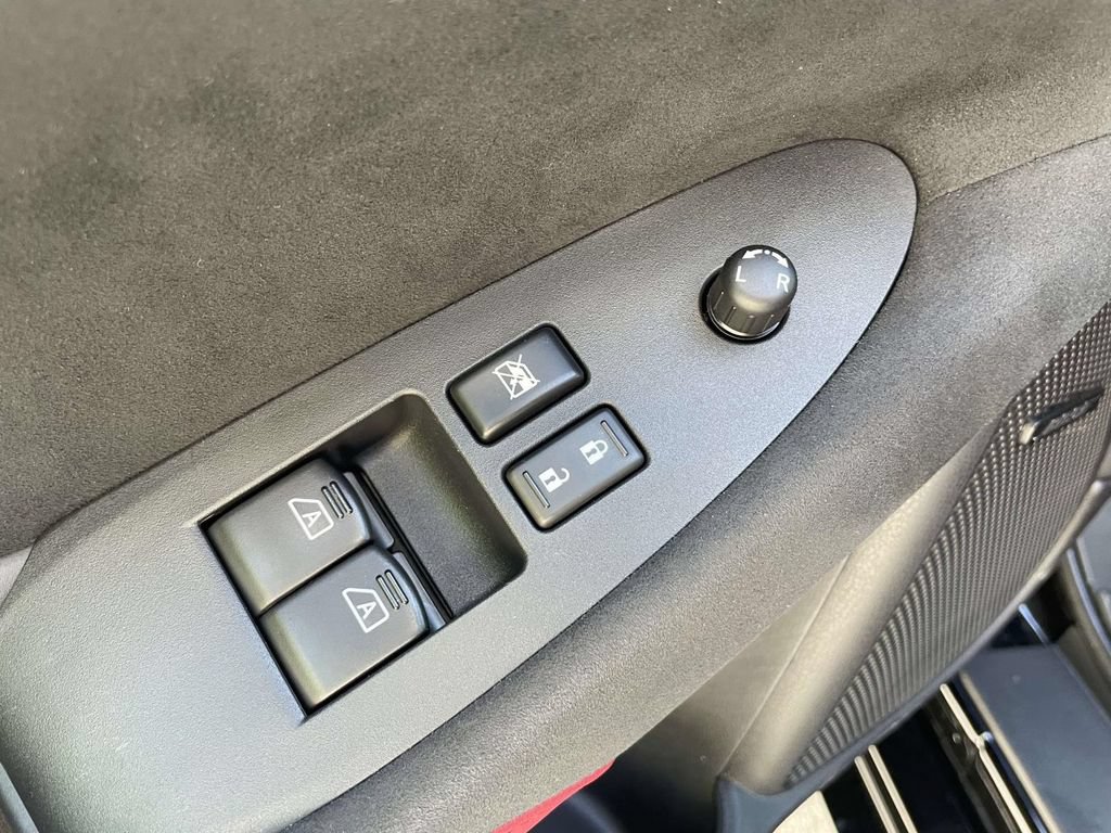 Used 2025 Nissan Z Performance w/ Floor Mat Package RWD image 15