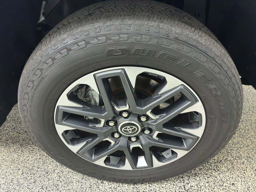 Used 2023 Toyota Tundra Limited image 14