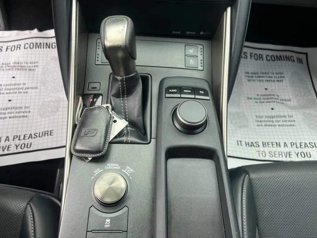 Used 2020 Lexus IS 350 F Sport w/ F Sport Package RWD image 44