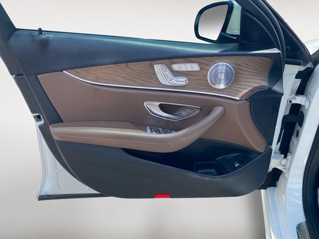Used 2018 Mercedes-Benz E 300 image 16