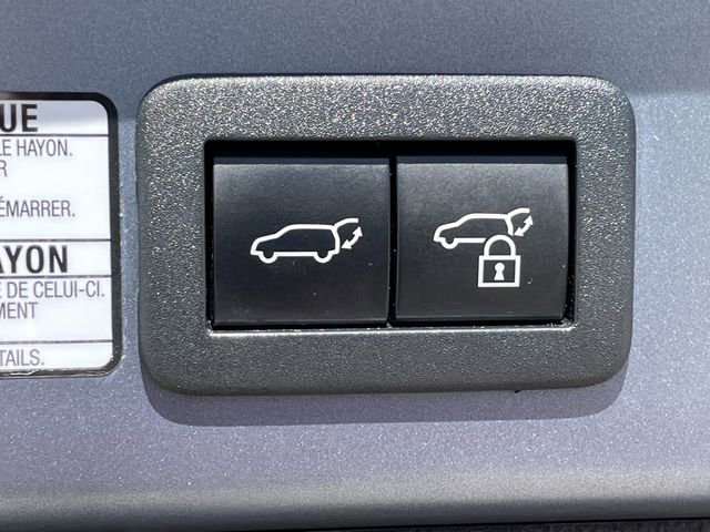 Used 2023 Toyota Corolla Cross XSE w/ Convenience Package image 29