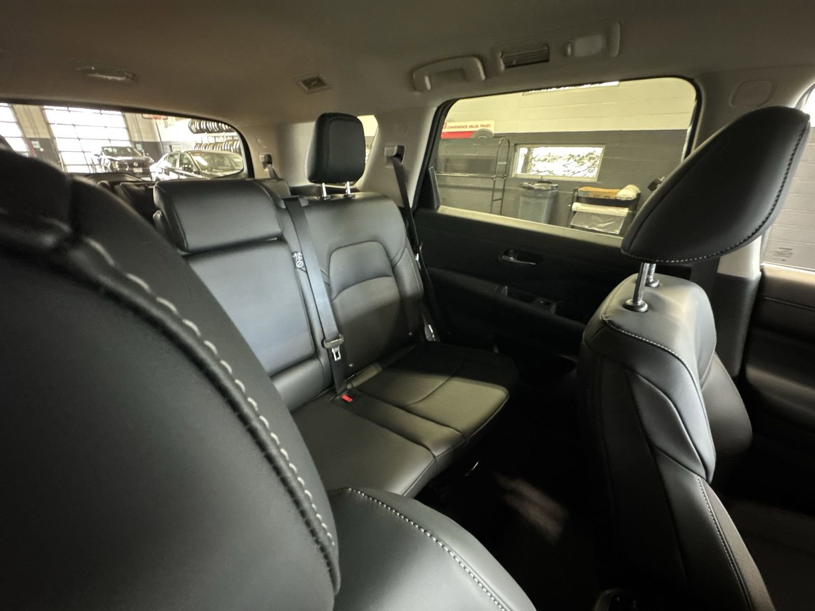 New 2026 Nissan Pathfinder SL AWD/4WD image 6