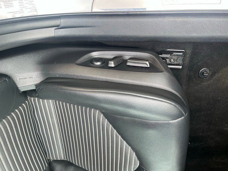 Used 2021 Toyota Camry SE FWD image 21