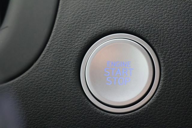 Certified 2024 Hyundai Santa Cruz Limited image 17