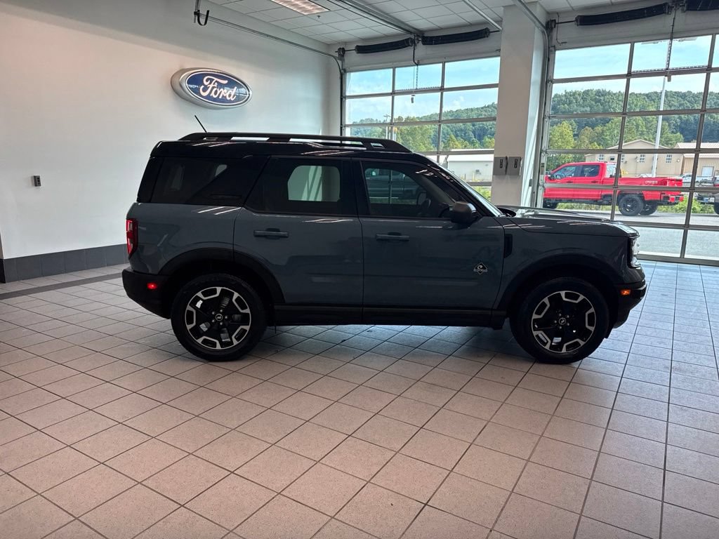 Used 2022 Ford Bronco Sport Outer Banks w/ Tech Package AWD/4WD image 17