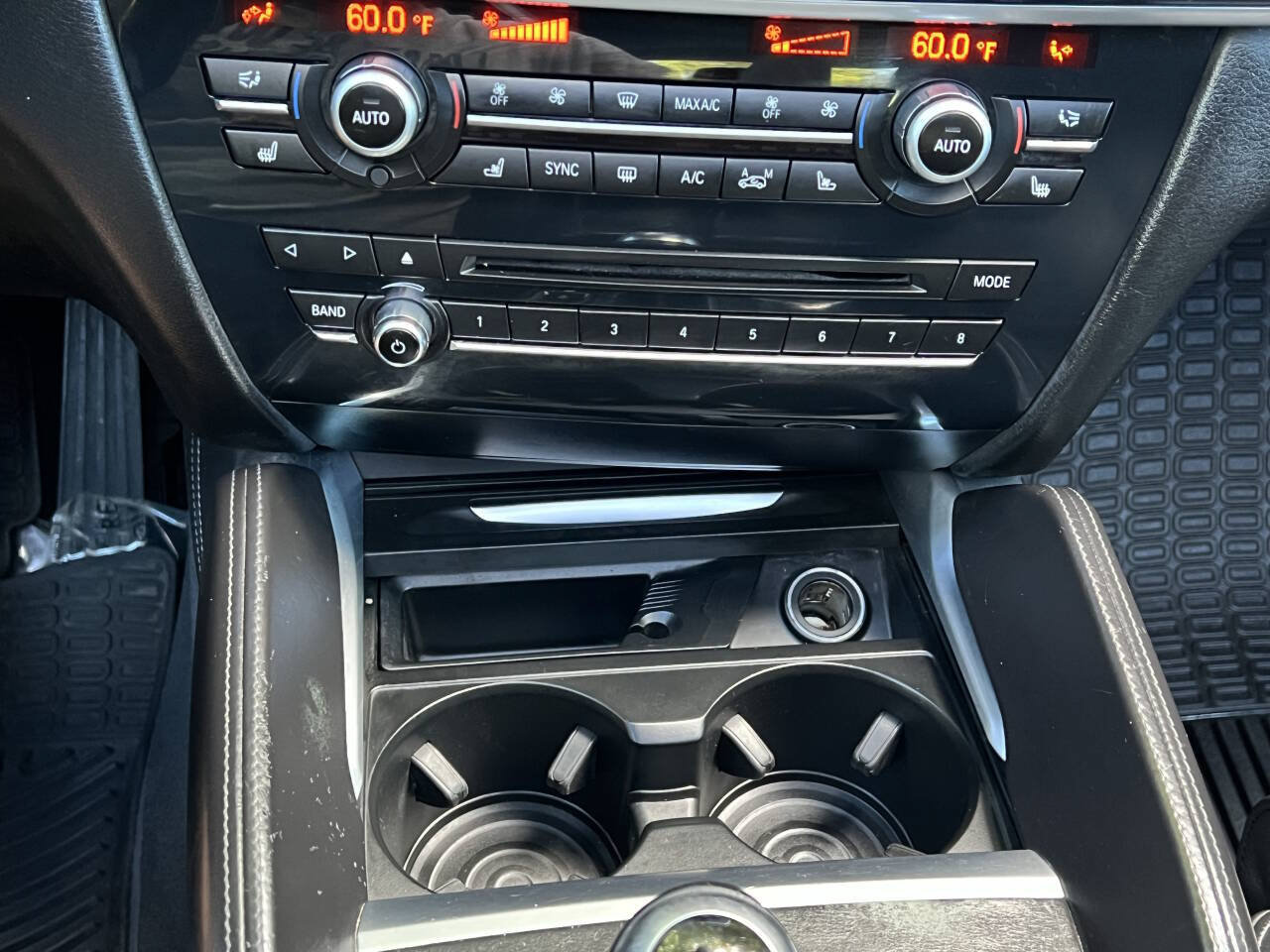 Used 2016 BMW X5 M AWD/4WD image 35