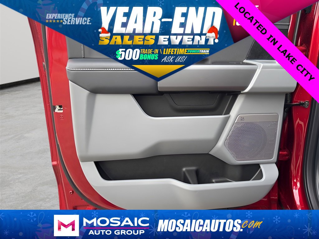 New 2026 Ford F350 XLT w/ XLT Premium Package image 19