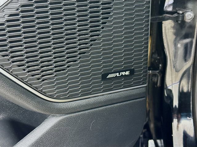 Used 2021 Jeep Grand Cherokee L Summit w/ Luxury Tech Group V image 19