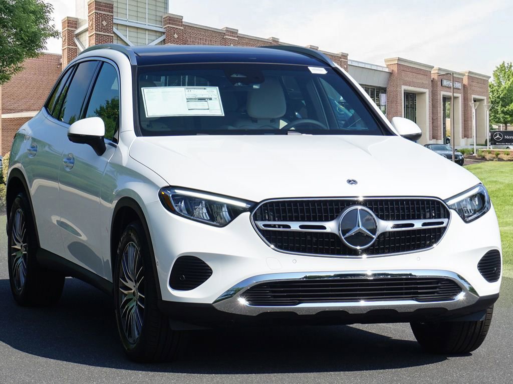 New 2026 Mercedes-Benz GLC 300 4MATIC image 3