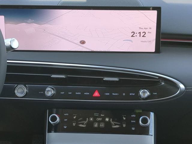 New 2026 Genesis GV70 2.5T Advanced AWD/4WD image 16