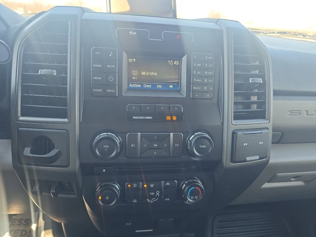 Used 2018 Ford F450 XL w/ Power Equipment Group image 33