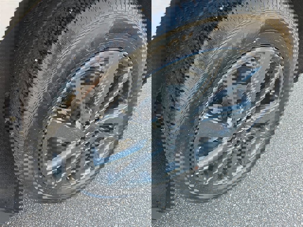 Certified 2023 Chevrolet Equinox RS w/ LPO, Floor Liner Package image 17