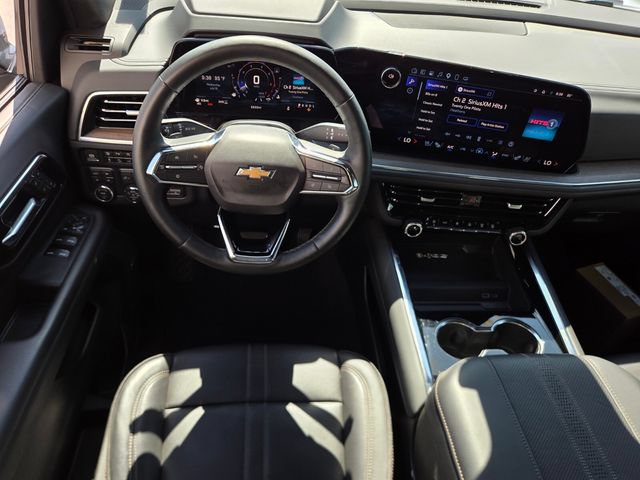 Certified 2025 Chevrolet Tahoe High Country AWD/4WD image 13