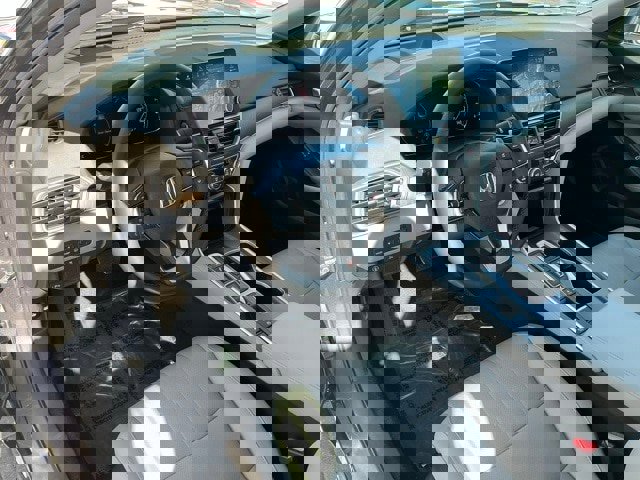 Certified 2018 Honda Accord Touring image 17