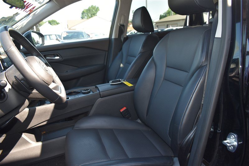Used 2023 Nissan Rogue SV w/ SV Premium B Package AWD/4WD image 12
