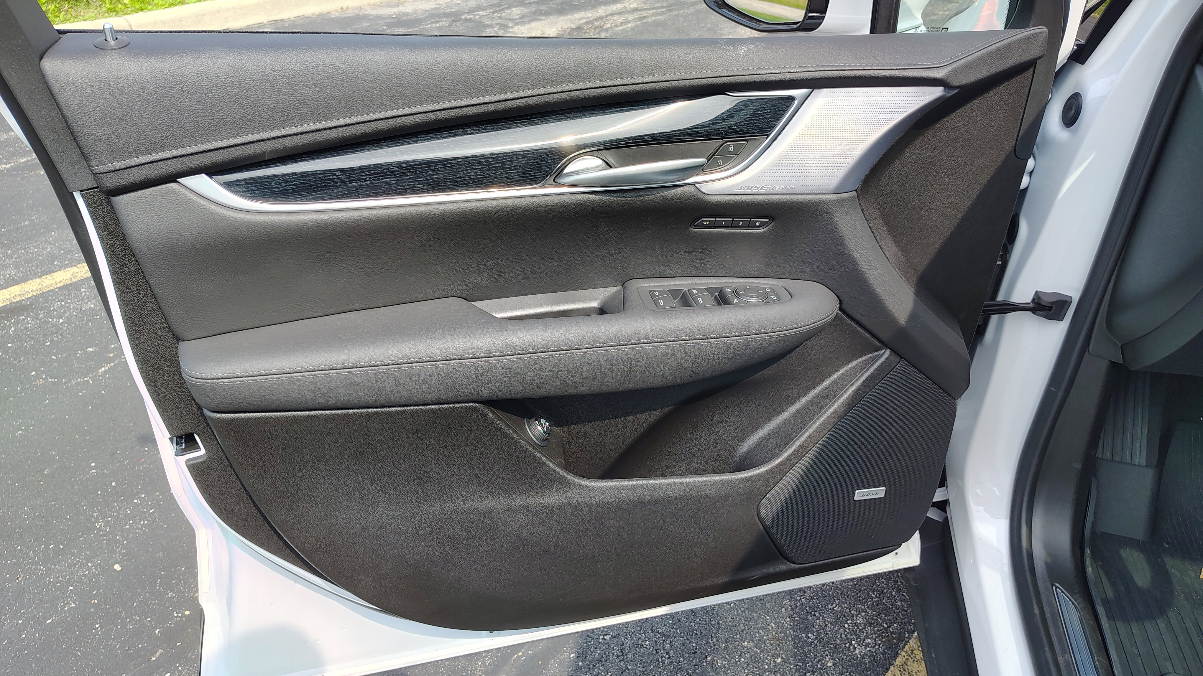 New 2025 Cadillac XT5 Premium Luxury w/ LPO, Floor Liner Package image 11