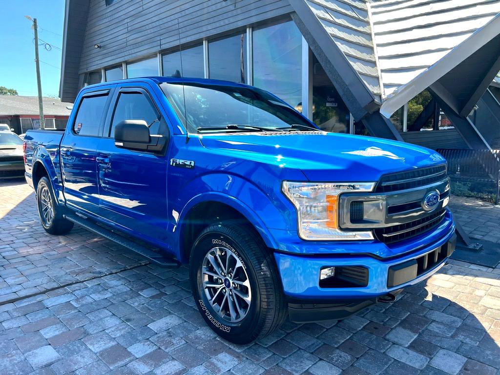 Used 2019 Ford F150 XLT w/ Equipment Group 302A Luxury AWD/4WD image 4