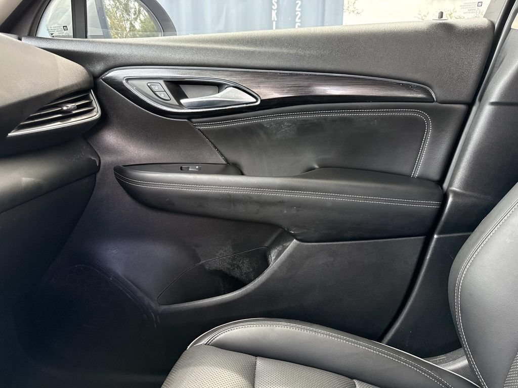 Used 2023 Buick Envision Essence FWD image 27