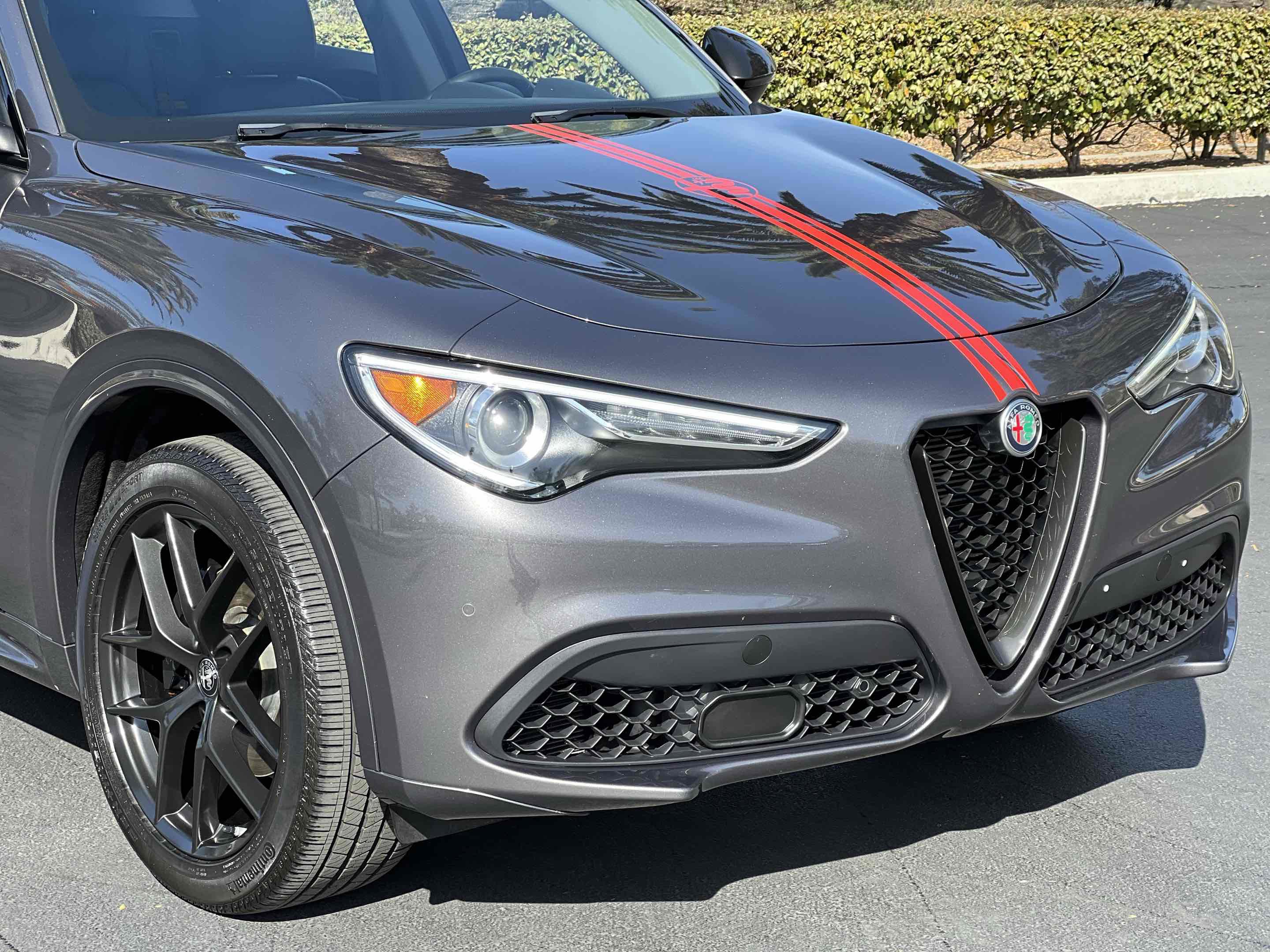Used 2020 Alfa Romeo Stelvio Ti w/ Nero Edizione image 36