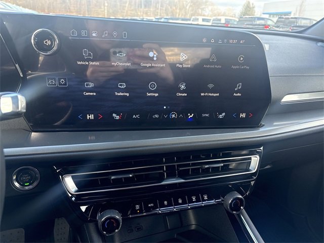 New 2026 Chevrolet Traverse LT w/ Sun and Wheel Package image 13