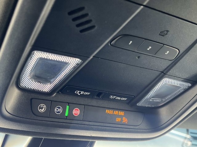 Certified 2024 Cadillac XT5 Luxury w/ LPO, Floor Liner Package AWD/4WD image 28