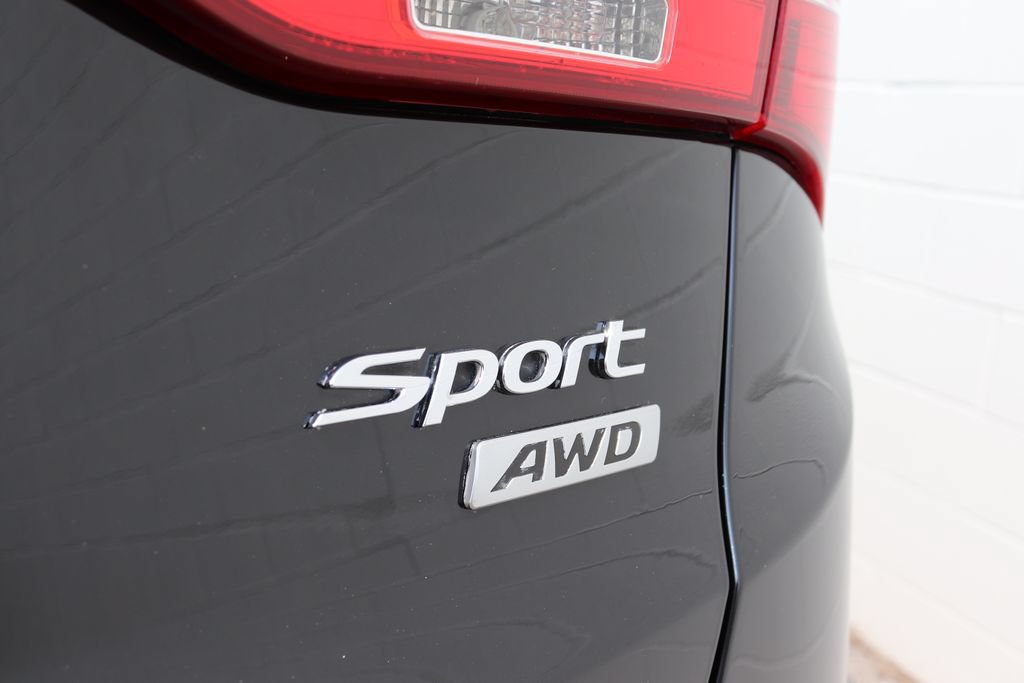 Used 2015 Hyundai Santa Fe Sport AWD/4WD image 32