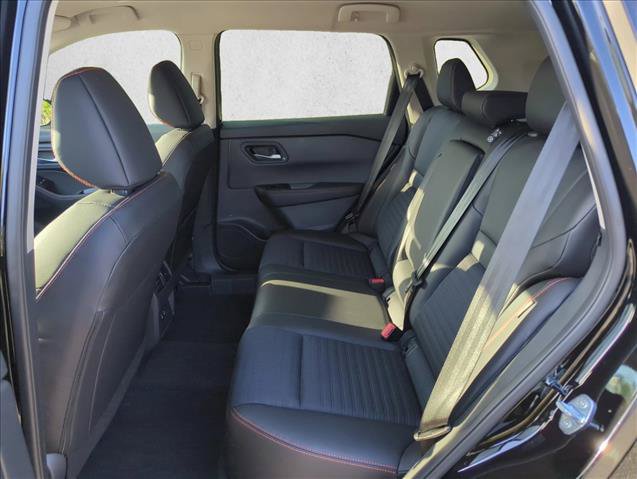 New 2026 Nissan Rogue SV AWD/4WD image 18