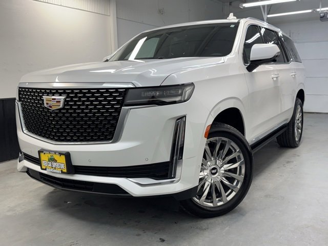 Used 2021 Cadillac Escalade Premium Luxury image 3